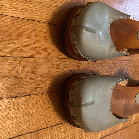 MOD Aqua leather lace-up clog heels - Picture 4 of 8